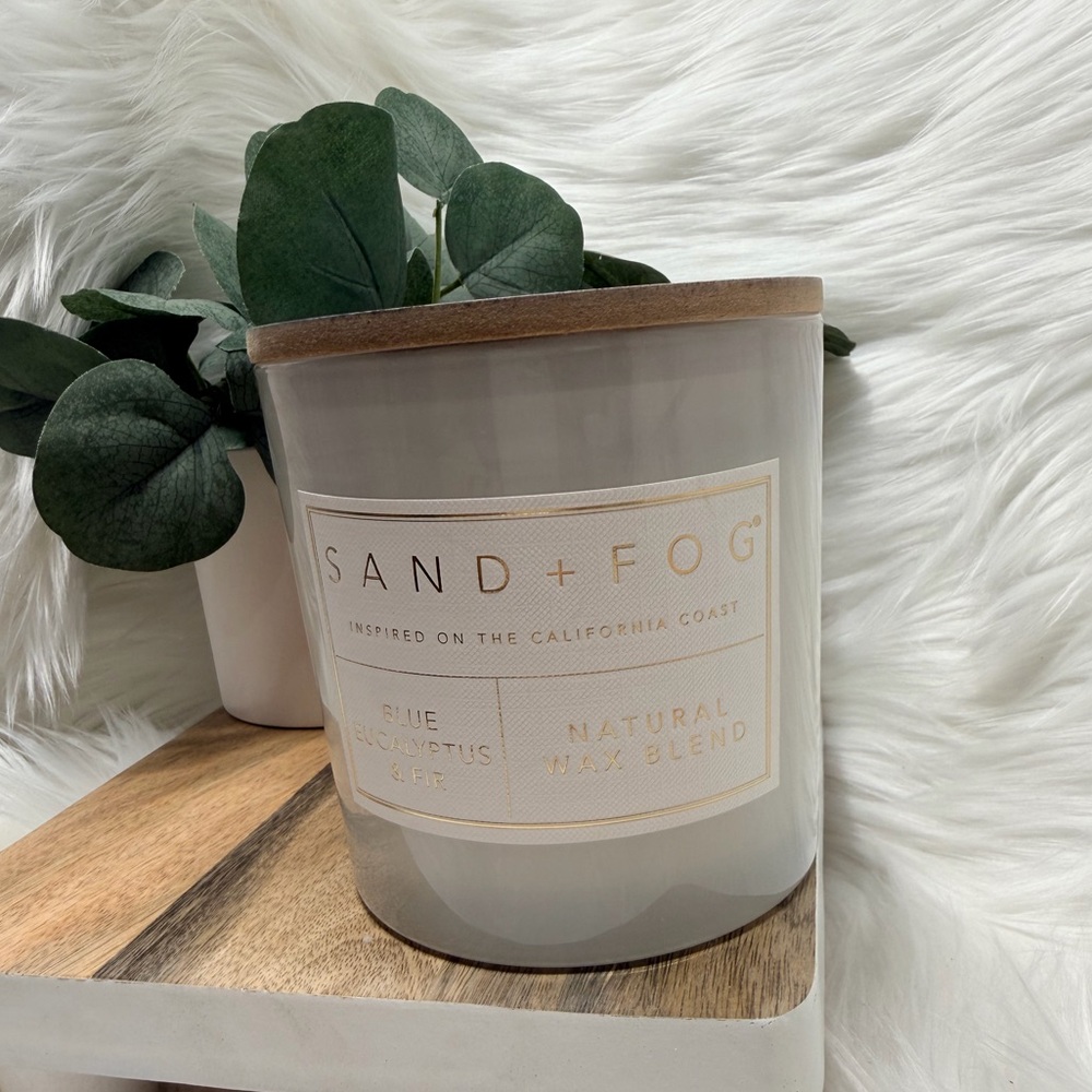 Sand+Fog  21oz Blue Eucalyptus & Fir Candle